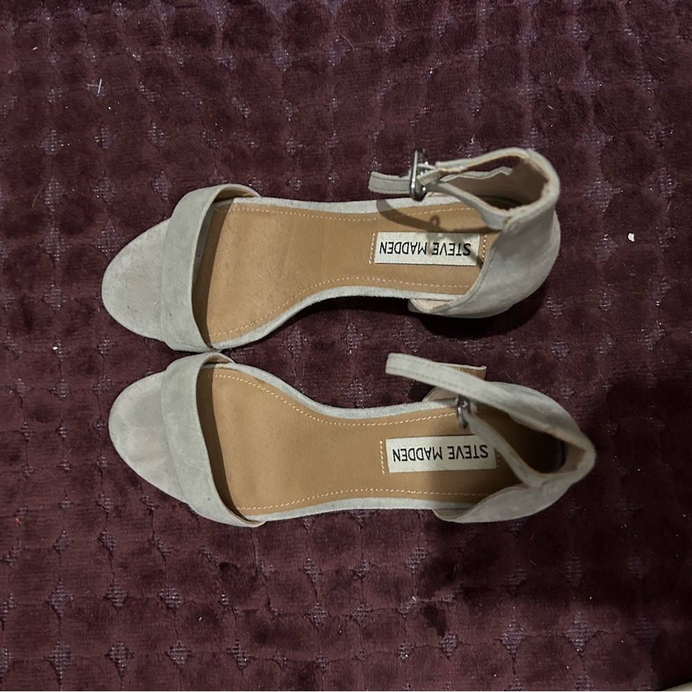 Steve Madden Women's Cream Heels